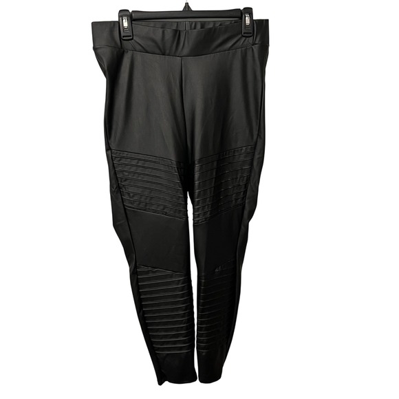 torrid Pants - TORRID Faux Leather Moto Leggings Black Paneled Stretchy Pants Womens Size 1